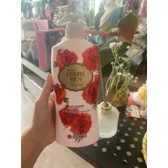 Sữa tắm Double Rich 550g ngẫu nhiên ( Hồng quyến rũ, Iris Huyền bí)