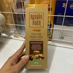 Dầu gội đầu Nguyên Xuân