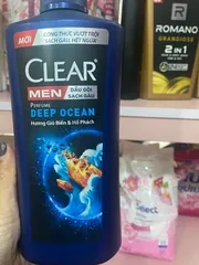 Dầu Gội Sạch Gàu Clear Hương Gió Biển & Hổ Phách 600g