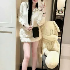 Áo khoác len có mũ Chà Leo viền chữ dành cho nữ