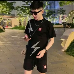 (B019) Bộ đồ nam mặc hè Cotton - poly in hoạ tiết tia sét thêu logo đầu lâu thân basic thoáng mát