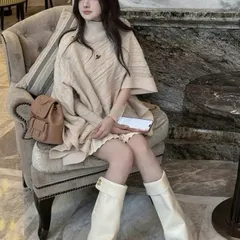 Áo choàng len cổ lọ cánh dơi thêu ong, Áo choàng len thừng be cách điệu nữ tính tiểu thư