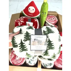 Chăn Mền Mẫu Giáng Sinh Threshold Plush Throw Blanket của Mỹ. 127x152.4 cm