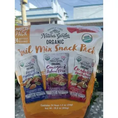Hạt mix tổng hợp trái cây sấy hữu cơ Nature's Garden Trail Mix Snack Packs 816gram date 9/2024 - hàng Mỹ