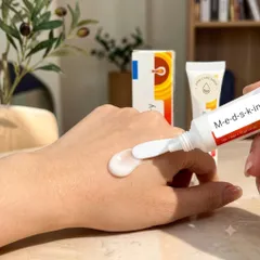 Gel Bôi Dịu Da M-e-d-s-k-i-n E-r-y Hỗ Trợ Giảm Mẩn Đỏ, Làm Sạch Bề Mặt Da Mụn Tuýp 10g