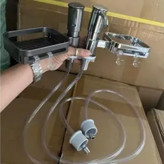 Vòi bơm nước rửa chén hút chất tẩy rửa, lắp đặt dễ dàng, xoay 360 độ nút ấn mượt mà