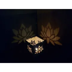 Hộp đèn gỗ bông sen