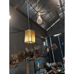 Đèn gỗ que trụ