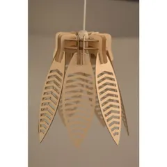 đèn gỗ kiểu dáng lá cọ