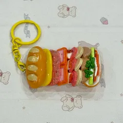 Móc khoá Bánh mì Sài Gòn Full Topping - món ăn Việt Nam