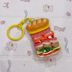 Móc khoá Bánh mì Sài Gòn Full Topping - món ăn Việt Nam