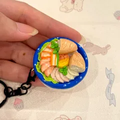 Móc khoá món Bánh mì Sài Gòn - món ăn Việt Nam