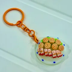 Móc khoá món Thịt heo quay và bánh bao - món ăn Việt Nam