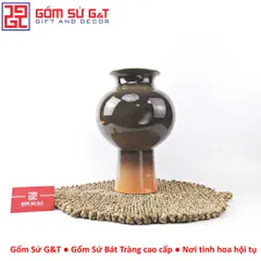 Lọ hoa vuốt tay dáng búp bê vẽ hoa hồng