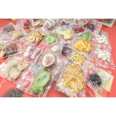 SET MIX 21 LOẠI TRÁI CÂY SẤY GIÒN VÀ SẤY DẺO XIMAFARM ( TẶNG KÈM GIỎ QUÀ )