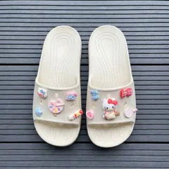 Màu be - Dép nữ quai ngang đi nhẹ êm chống trơn trượt kèm sét charm xinh xắn