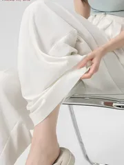 Quần Bầu Mặc Hè Lụa Đũi Xước Mềm Mát Mịn Dáng Suông Dây Chun Điều Chỉnh Size