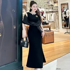 Váy dự tiệc đuôi cá tôn dáng kèm khăn lụa và tag đá sang chảnh