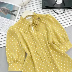 Áo sơ mi lụa hàn châu chấm bi cổ bèo đính hoa xinh - May0915