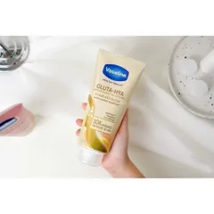 Serum Vaseline Gluta-Hya Dưỡng Da Sáng Mịn 330ML. Sữa Dưỡng Thể Vaseline