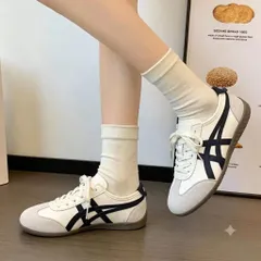 Giày Sneaker Nữ Basic Trắng Đen – Phong Cách Trẻ Trung, Năng Động