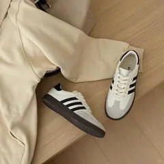 Giày Sneaker Nữ Sọc Đế Nâu Vintage – Giày Thể Thao Basic, Cá Tính, Dễ Phối Đồ