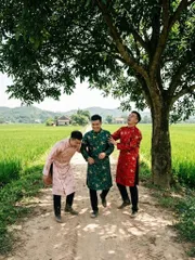 [Áo dài họ Huỳnh] Áo dài gấm Vân Nhũ - áo dài nam may sẵn
