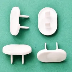 1 Cái nút bịt ổ điện an toàn cho bé