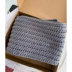 Khăn len Handmade hoạ tiết giả đan màu trơn ❄️