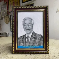 Khung Tranh TỔNG BÍ THƯ NGUYỄN PHÚ TRỌNG , có khung  có hoả tốc 3 CỠ