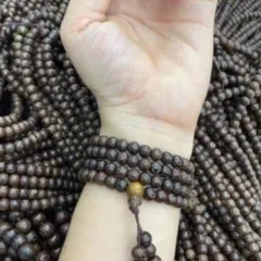 Chuỗi vòng gỗ 108 hạt  mun đen 6li và 8 li đẹp, rẻ phù hợp với mọi độ tuổi cực đẹp