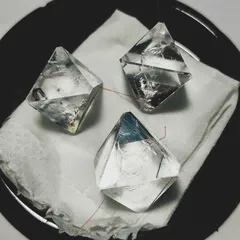 Bộ Nuôi Tinh Thể Kim Cương Trong Suốt Phèn Chua Crystella – Thử Thách Trải Nghiệm STEM Độc Đáo Tại Nhà