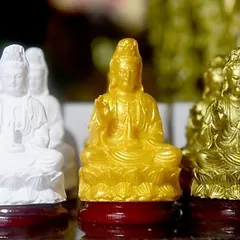 Tượng ngài Quan Thế Âm Bồ Tát cao 5.5cm có 7 màu cực đẹp 840551