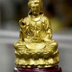 Tượng ngài Quan Thế Âm Bồ Tát cao 5.5cm có 7 màu cực đẹp 840551