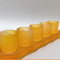 Bộ Án 5 Ly Nước Lưu Ly Màu Vàng Sen In Nổi ĐẸP 841451