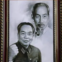 Tranh Bác Hồ và Bác Giáp ( có khung ) cực đẹp 841605