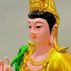 Tượng Quan Âm Màu Vàng Liễu Xanh Ngồi 30cm 841685