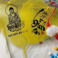 Lá bồ đề size to Vạn Sự Bình An/Vạn Dặm Bình An, có dây treo, lá tự nhiên loại đẹp 841728