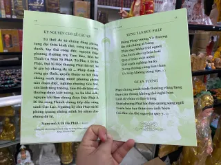 Kinh A Di Đà Bìa Xanh Lá - Giấy Màu