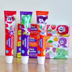 KEM ĐÁNH RĂNG TRẺ EM KODOMO 45g  - Vệ sinh răng miệng, bảo vệ men răng, hương vị thơm ngon, an toàn cho bé yêu