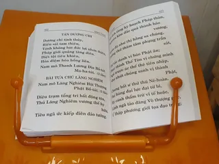 Kinh Nhật Tụng Bìa Da Thầy Minh Thời
