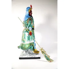 Tượng quan công quan thánh đế quân đứng vuốt râu bột đá composite cao 40cm