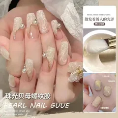 Gel ánh trai sơn gel trai trắng tạo vô số mẫu nail siêu đẹp