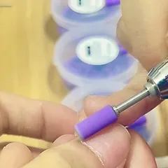 Hộp 60 đầu giấy nhám mịn tím mini mài móng chia 2 ngăn size 120/240 tiện lợi giúp bộ nail siêu bền