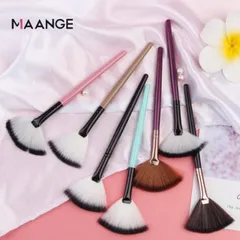 Cọ phủi móng hình quạt siêu xinh gọn nhẹ ngành nail