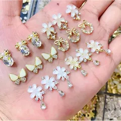 Set phụ kiện cham kim loại các mẫu HOT Nhất