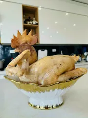 Bát đựng gà cúng.Hàng gốm sứ Bát Tràng vẻ vàng