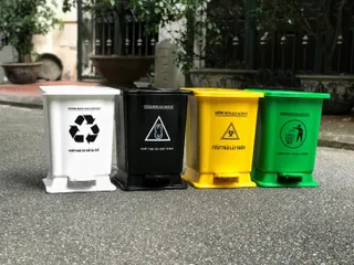 thùng rác nhựa 15L cho cơ sở Y TẾ