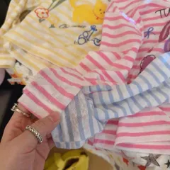 Áo thu dài tay cotton mềm mại kẻ ngang cá tính cho bé gái 9-26kg