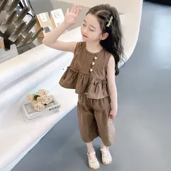Quần áo bé gái, set bộ chất đũi chấm bi áo sát nách dáng Pelum quần lửng rộng cho bé 10-28kg